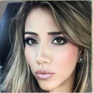 Meet your Posher, Gabriela